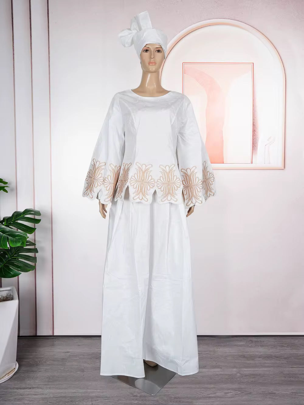 Ensemble Dashiki 2 Pièces en Tissu Jacquard – Broderies Dorées Haute Qualité