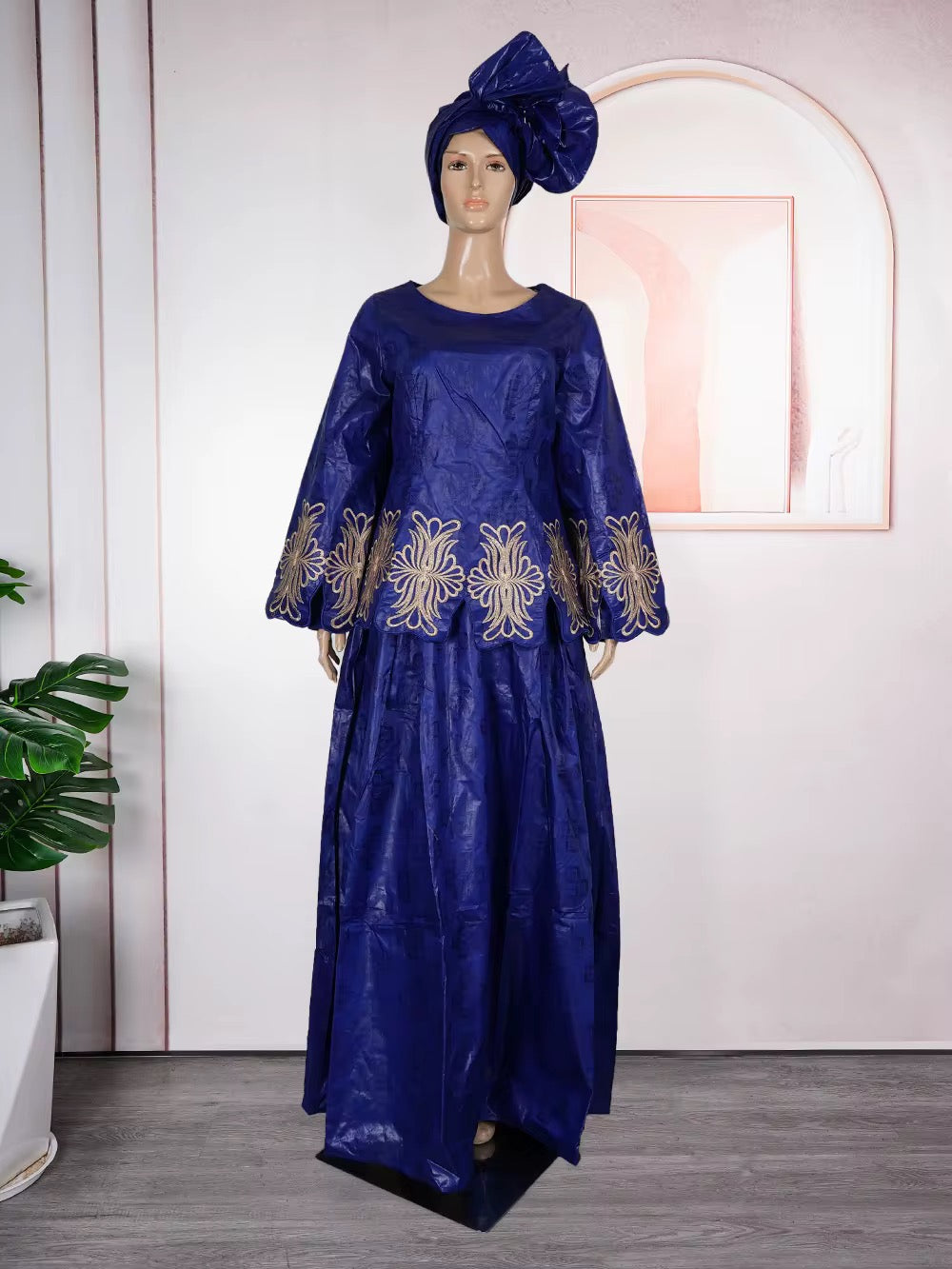 Ensemble Dashiki 2 Pièces en Tissu Jacquard – Broderies Dorées Haute Qualité