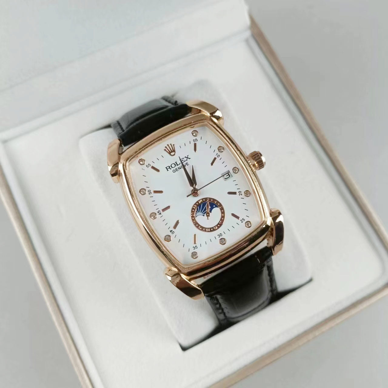 Montre inspirée de la collection Rolex Cellini Moonphase