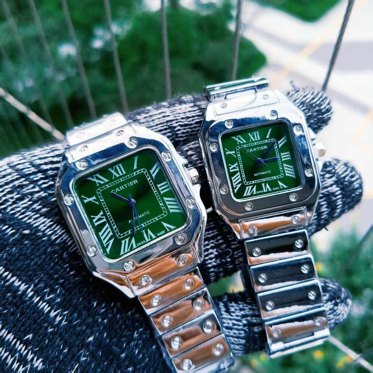 Montre inspirée de la légendaire Cartier Santos