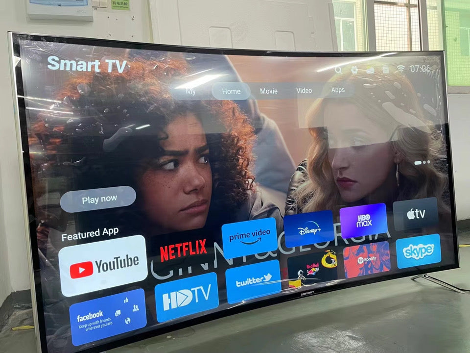 Smart TV Incurvée 50, 55, 65, 75 Pouces 4K UHD – Android TV avec Rétroéclairage LED & Immersion Totale