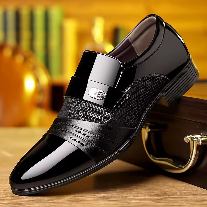 Chaussures "Oxford Prestige" – Cuir Verni et Détails Ajourés