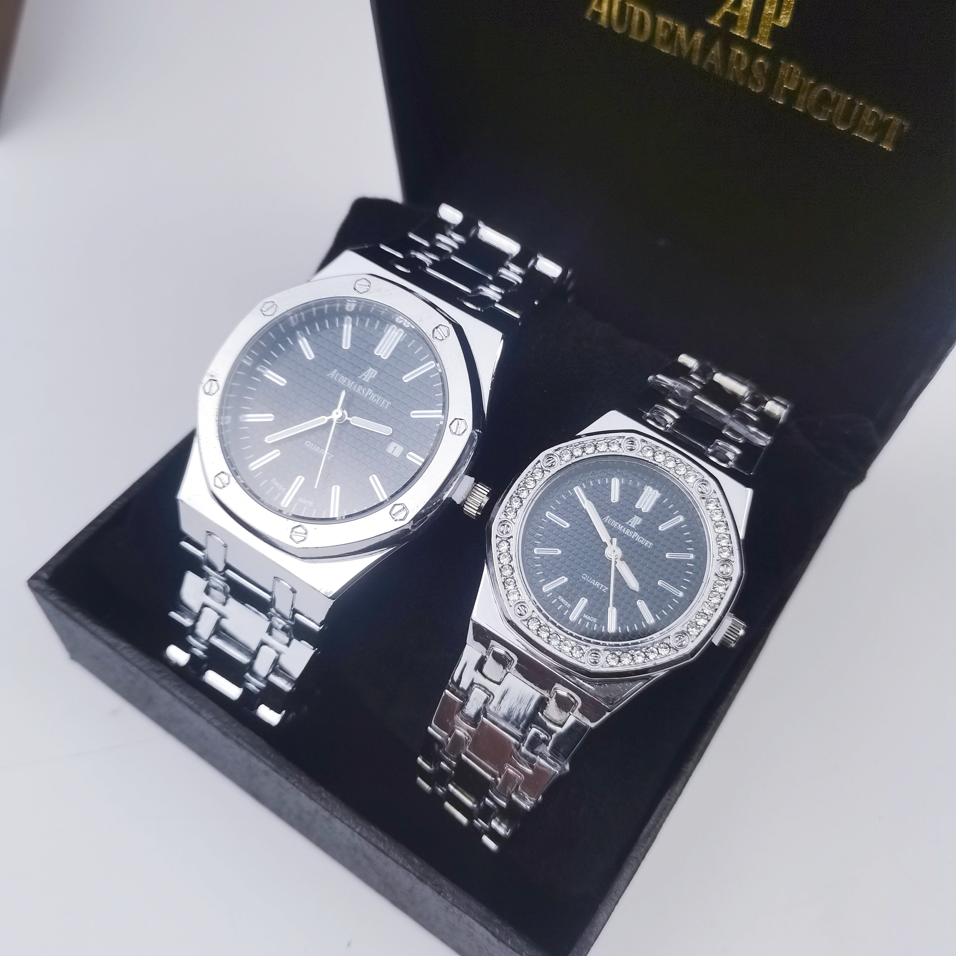 Montre inspirée de l'iconique Audemars Piguet Royal Oak