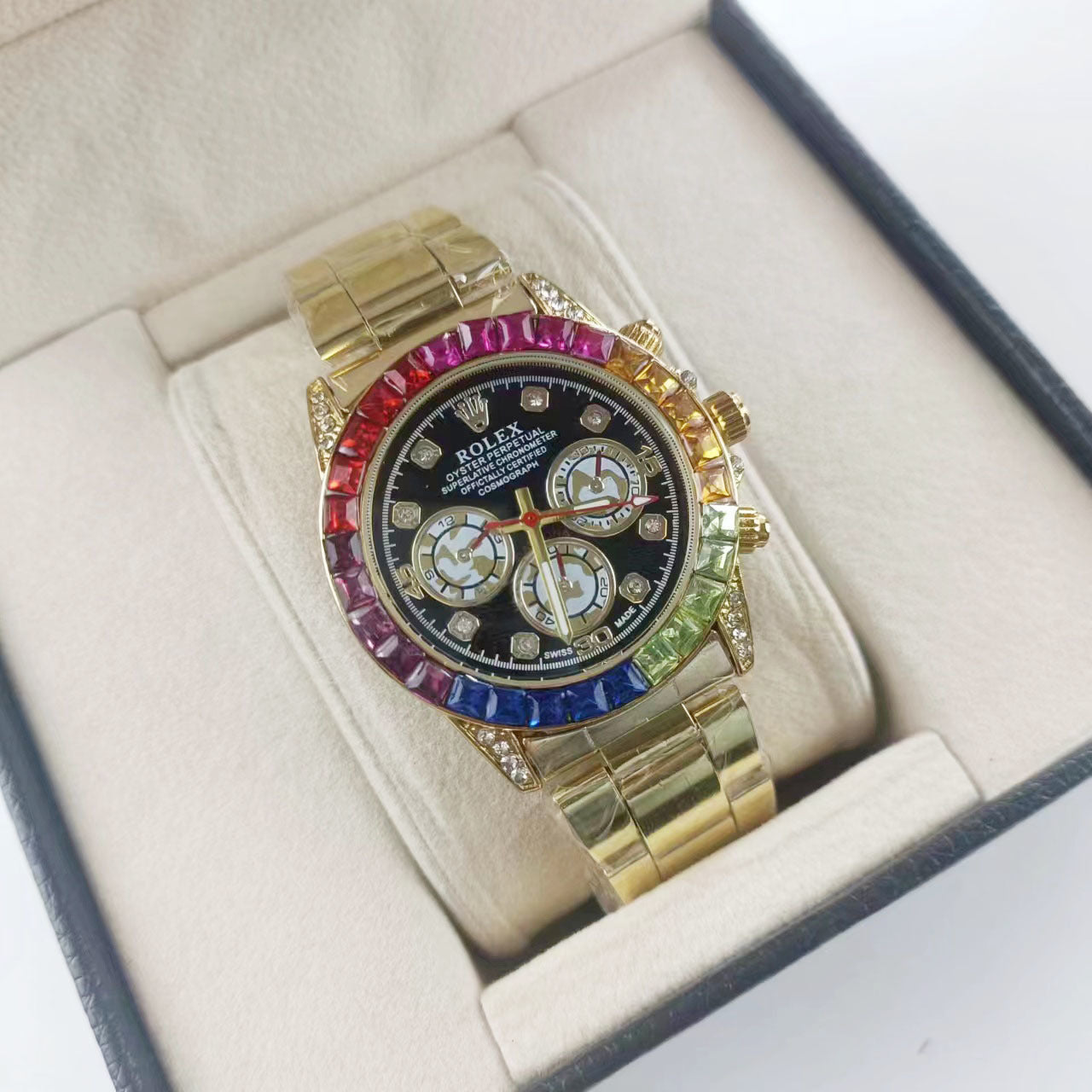 Montre élégante inspirée de l'iconique Rolex Oyster Perpetual Datejust