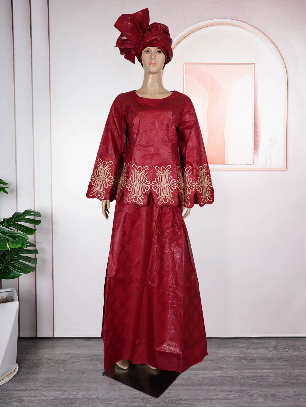 Ensemble Dashiki 2 Pièces en Tissu Jacquard – Broderies Dorées Haute Qualité