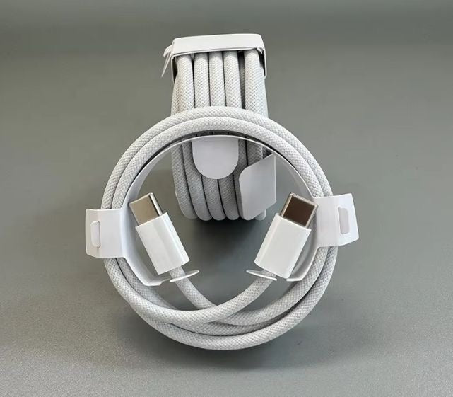 Câble USB-C vers USB-C et USB-C vers LightningUltra-Résistant – Finition Nylon Tressé