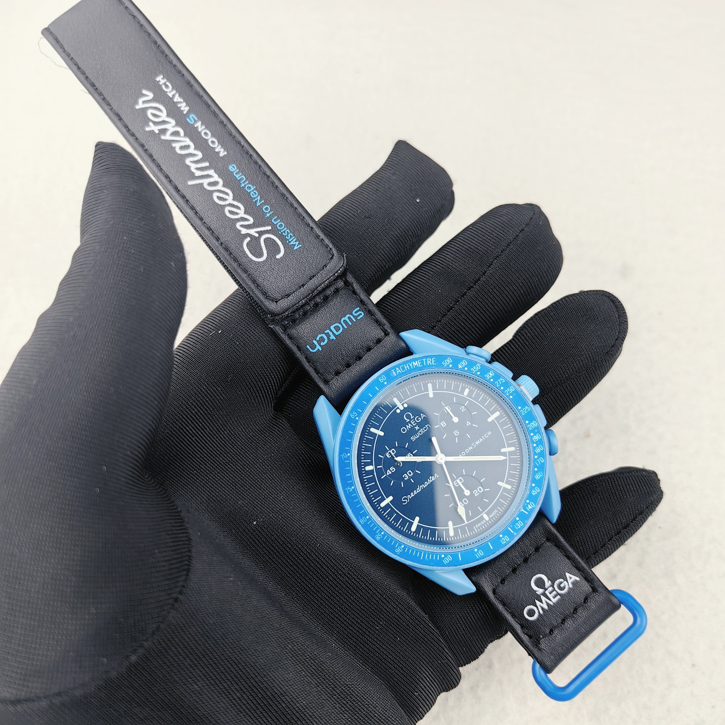 Montre inspirée de la collection Omega X Swatch "MoonSwatch"