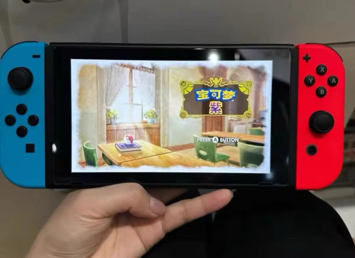 Console Nintendo Switch Modèle OLED – Écran 7 Pouces, 64 Go, Wi-Fi Haute Vitesse – Blanc Intense