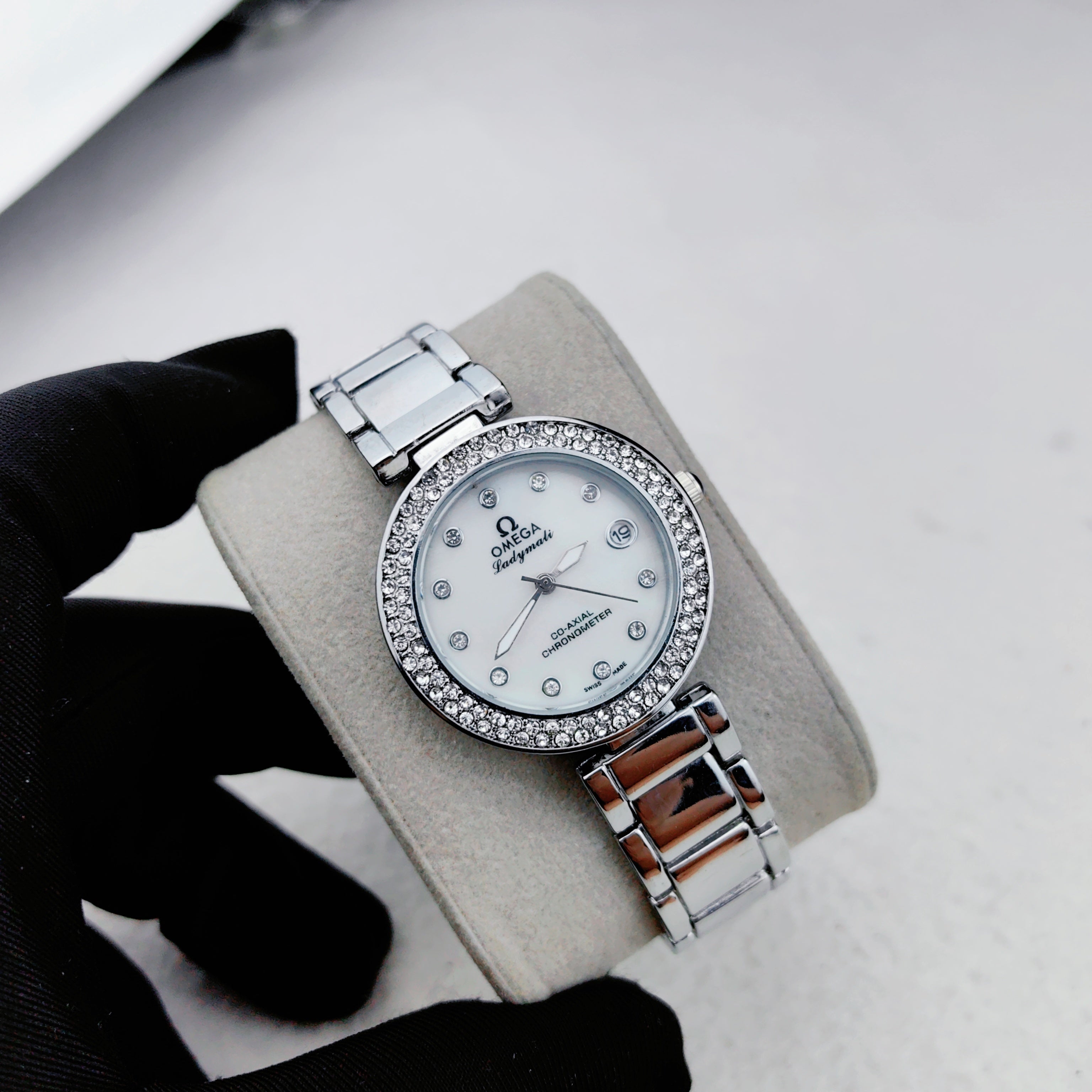 Montre inspirée de la collection Omega Ladymatic