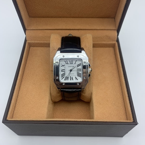 Montre inspirée de la légendaire Cartier Santos