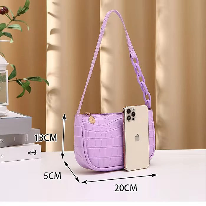 Sac Bandoulière Rétro avec Chaîne Maillons – Texture Peau de Crocodile