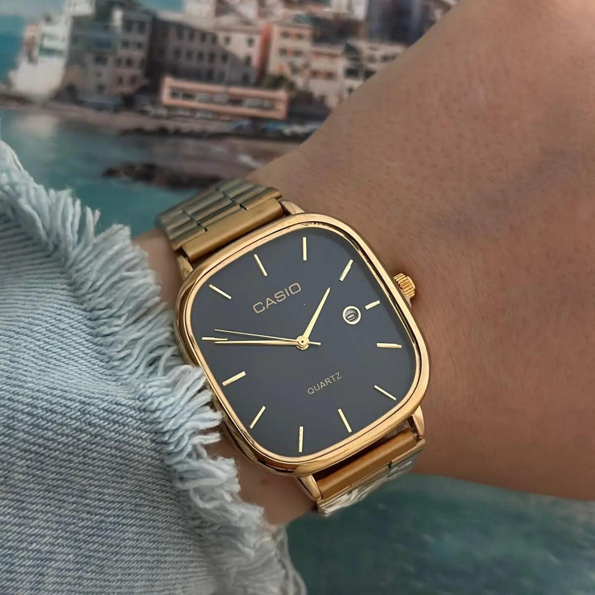 Montre inspirée de la Casio (Quartz analogique)