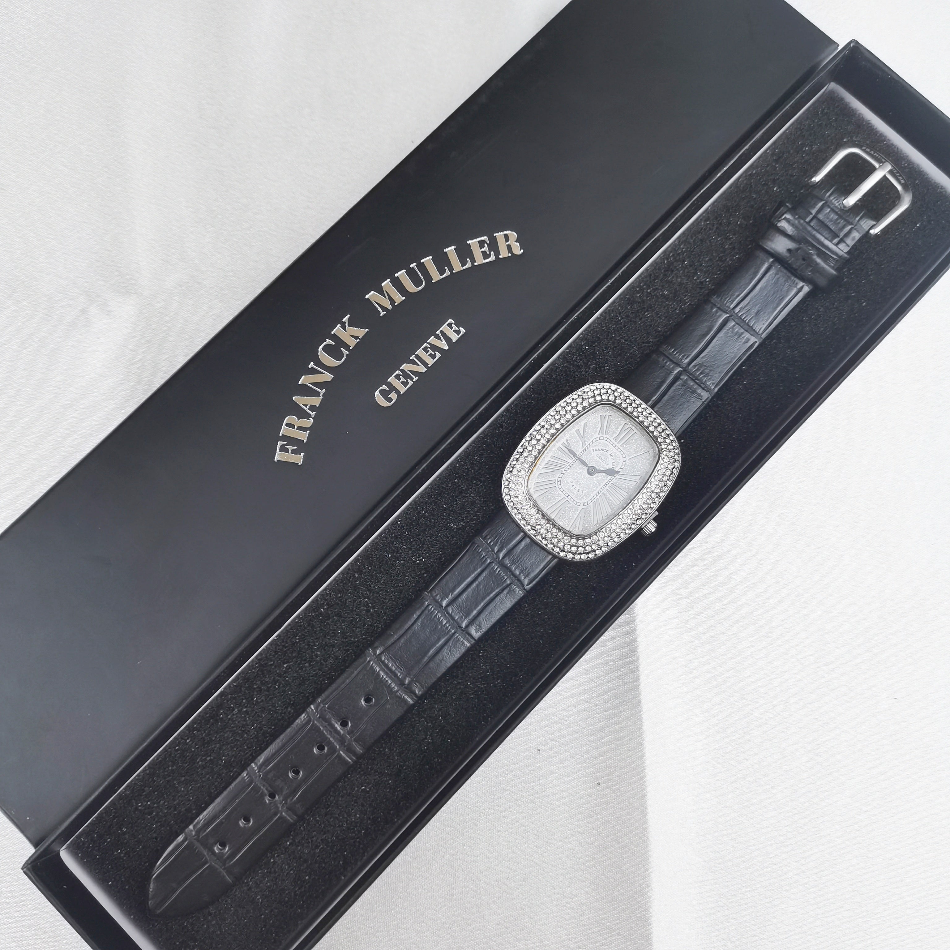 Montre Inspirée de la Collection Vanguard de Franck Muller