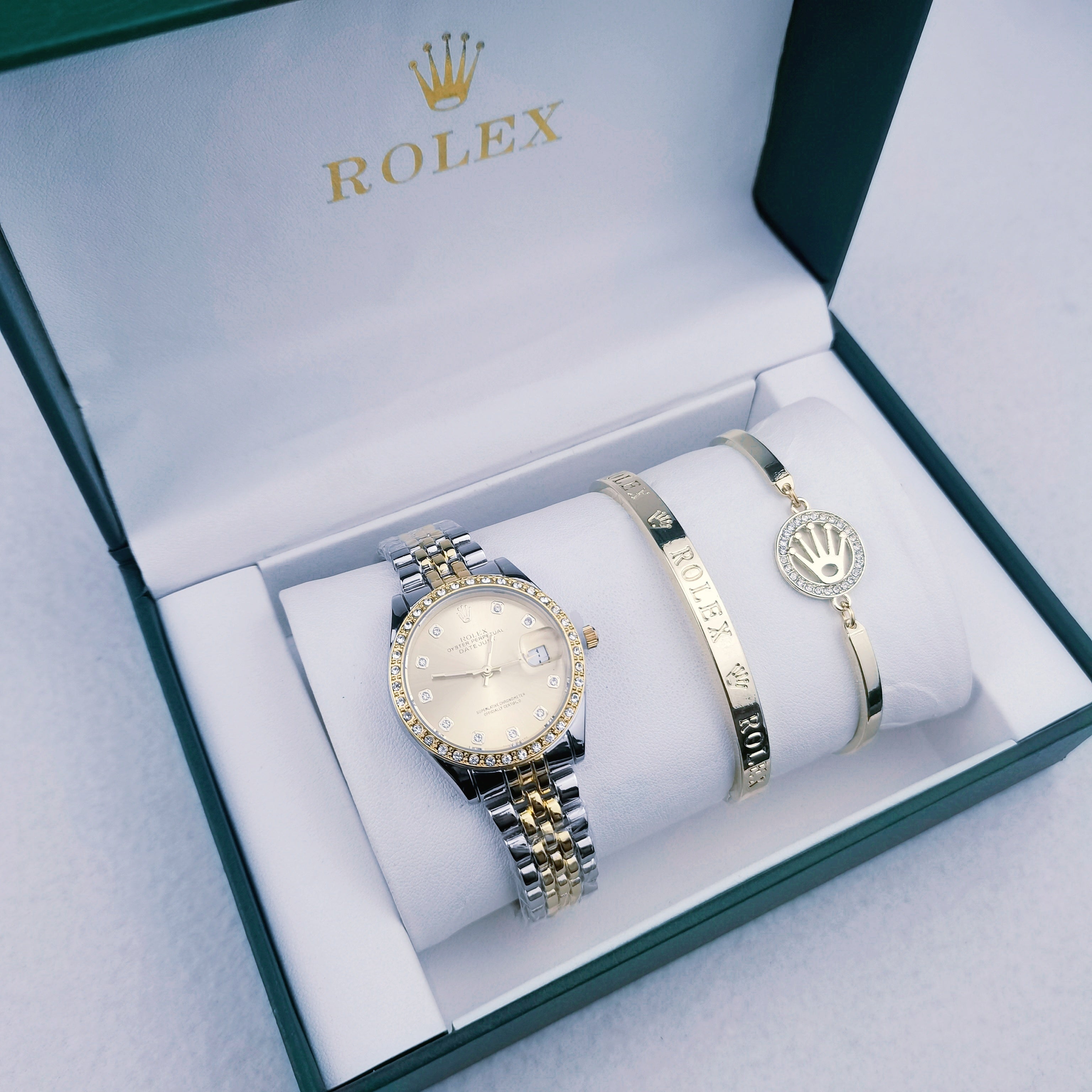 Montre inspirée de la Rolex Rolex Datejust accompagné des bracelets Rolex