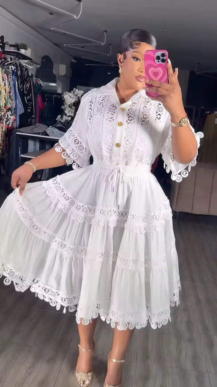 Robe "Isadora" – Robe Midi en Dentelle au Crochet et Finitions Festonnées