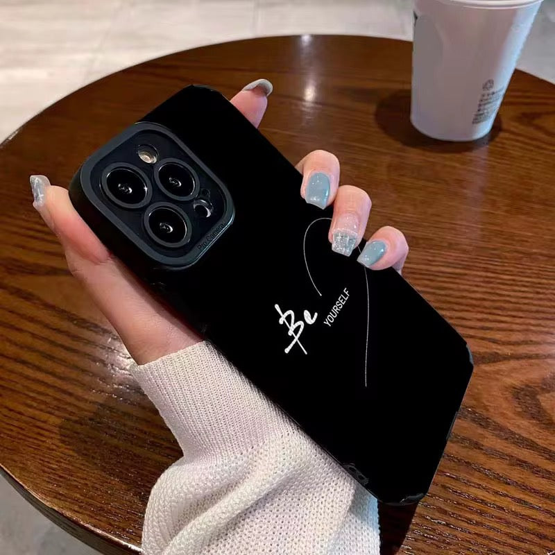 Coque "Armor Mesh" – Structure Nid d'Abeille & Protection Thermique