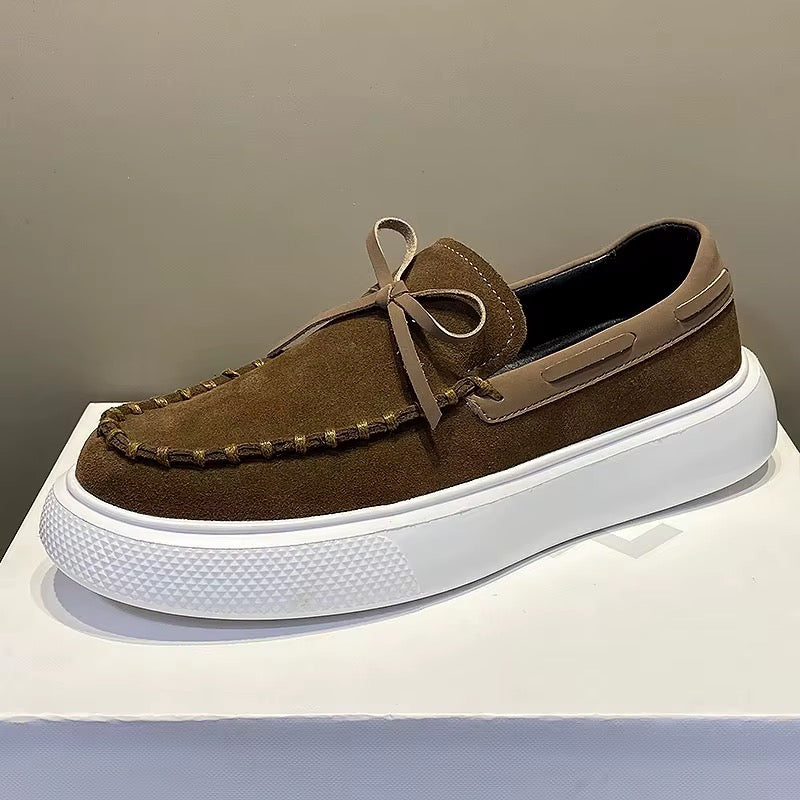 Chaussures de Ville Légères en Suède – Respirantes et Polyvalentes