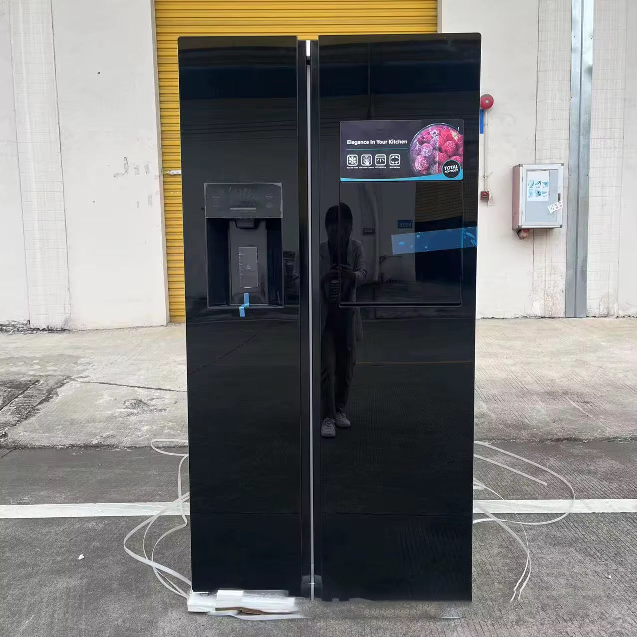 Réfrigérateur Américain "Grand Volume" 606 L – Double Porte en Acier Inoxydable