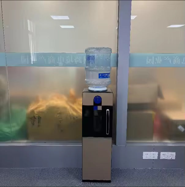 Fontaine à Eau Design – Distributeur d'Eau Chaude & Froide pour Bouteille