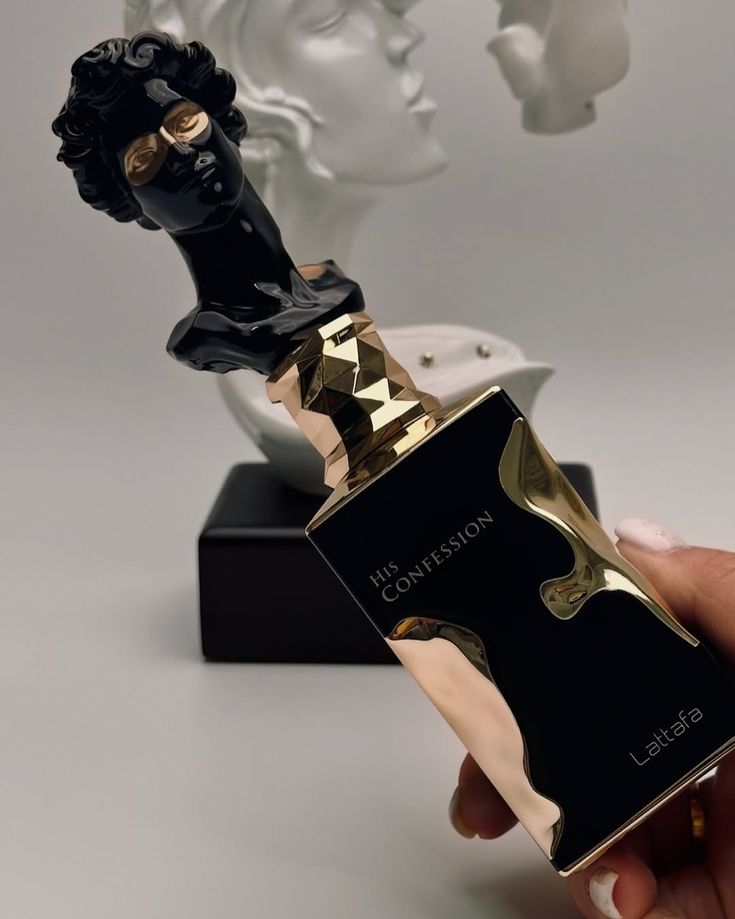 Parfum inspiré de lattafa his confession 100ml
