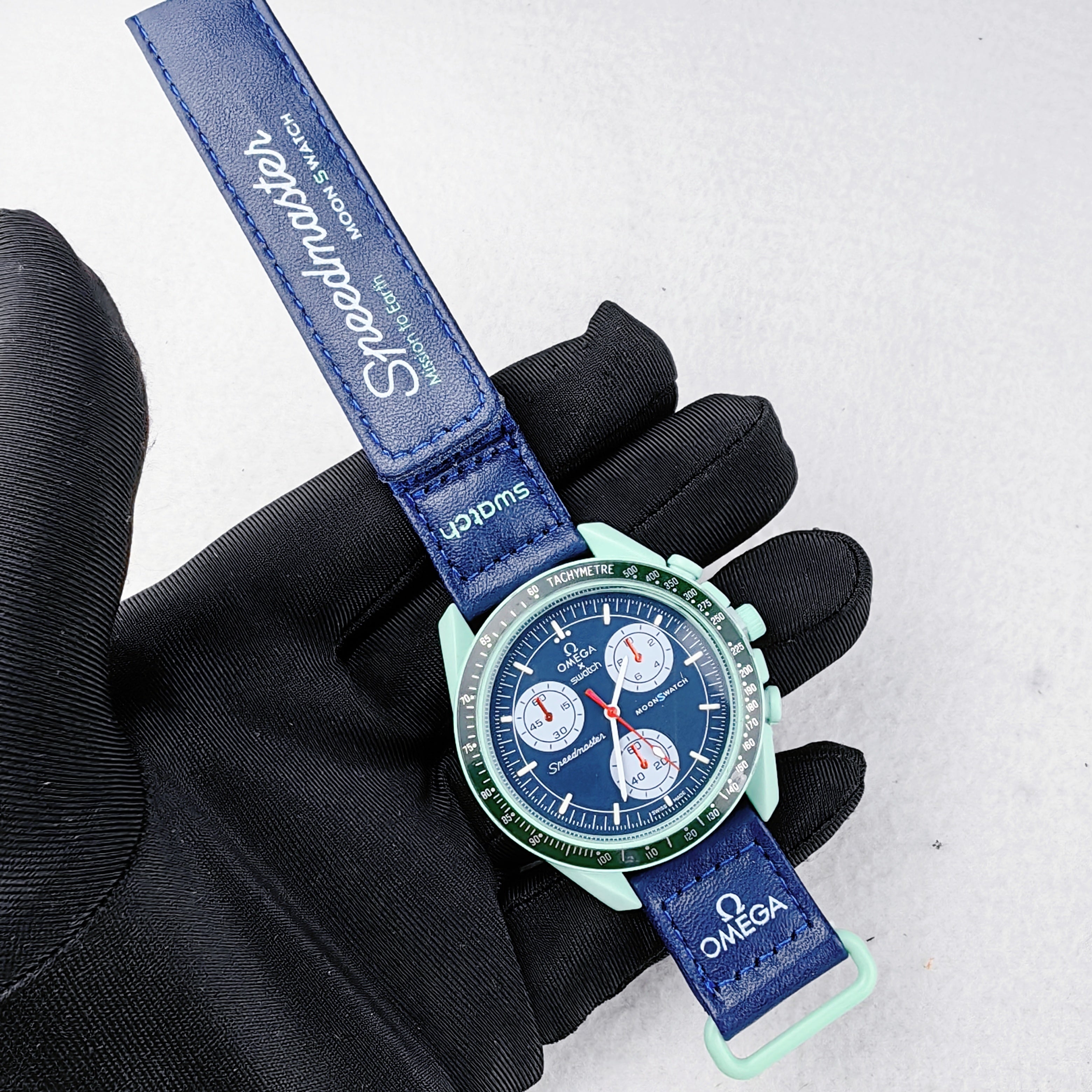 Montre inspirée de la collection Omega X Swatch "MoonSwatch"
