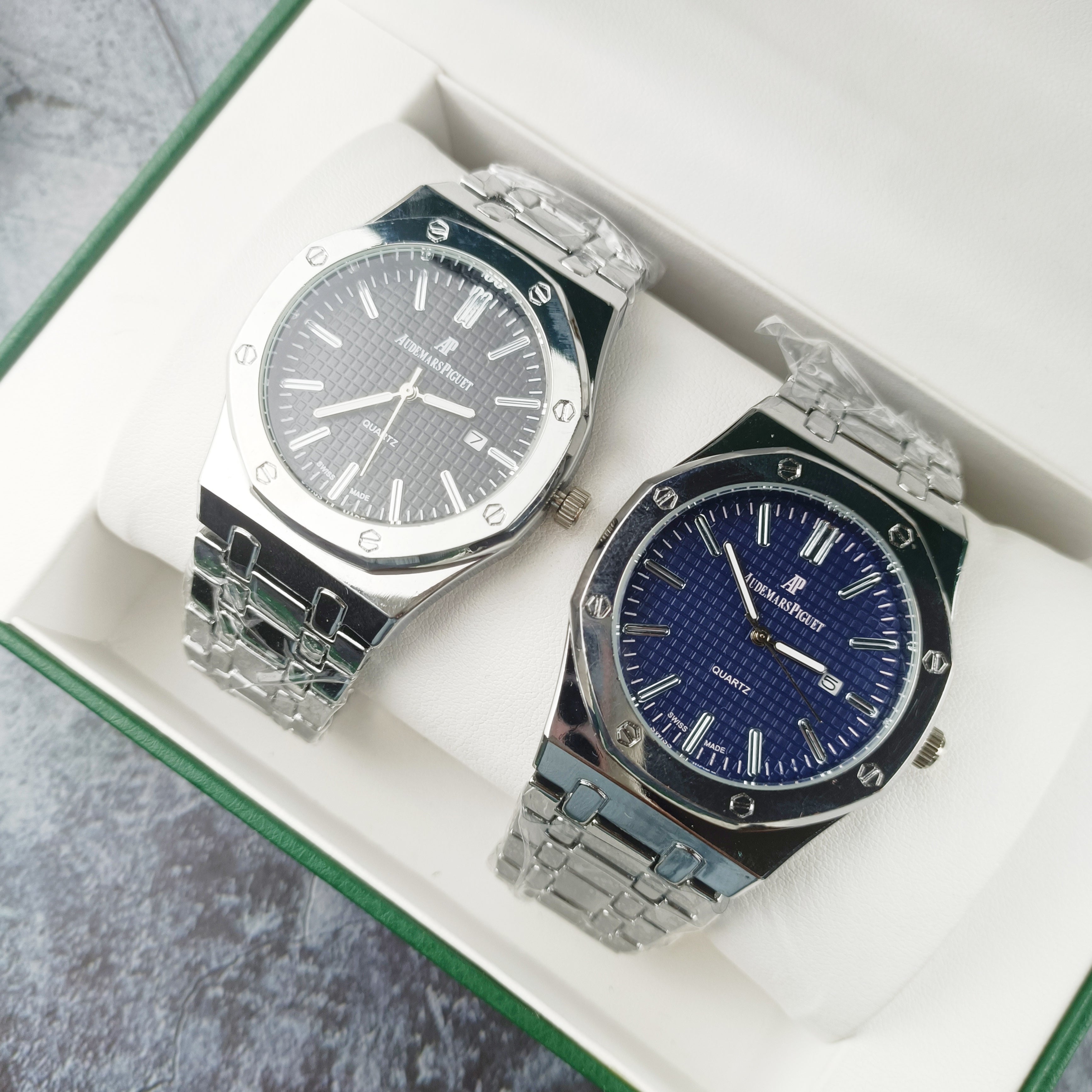 Montre inspirée de l'iconique Audemars Piguet Royal Oak