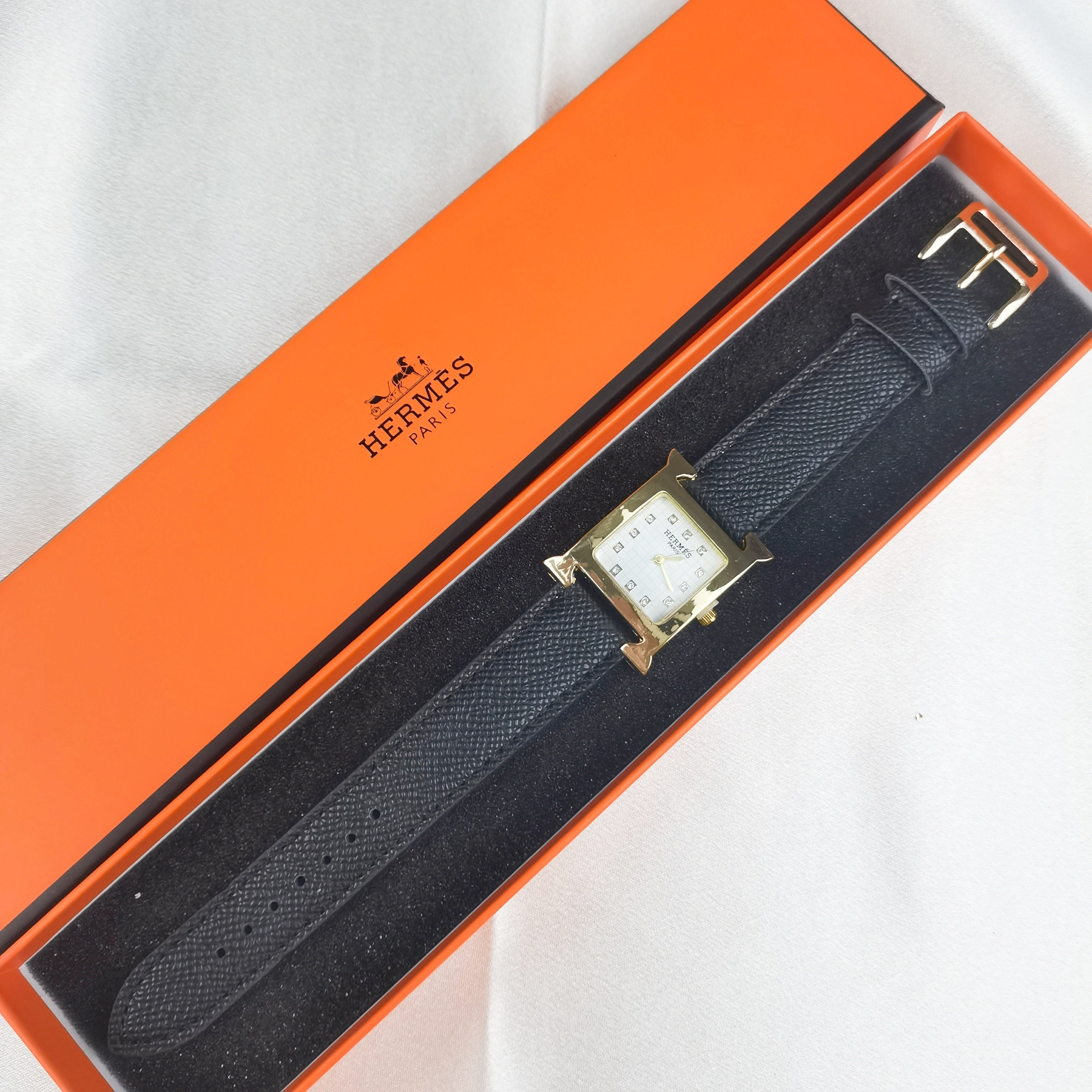 montre-bracelet inspirée de la Hermès Heure H