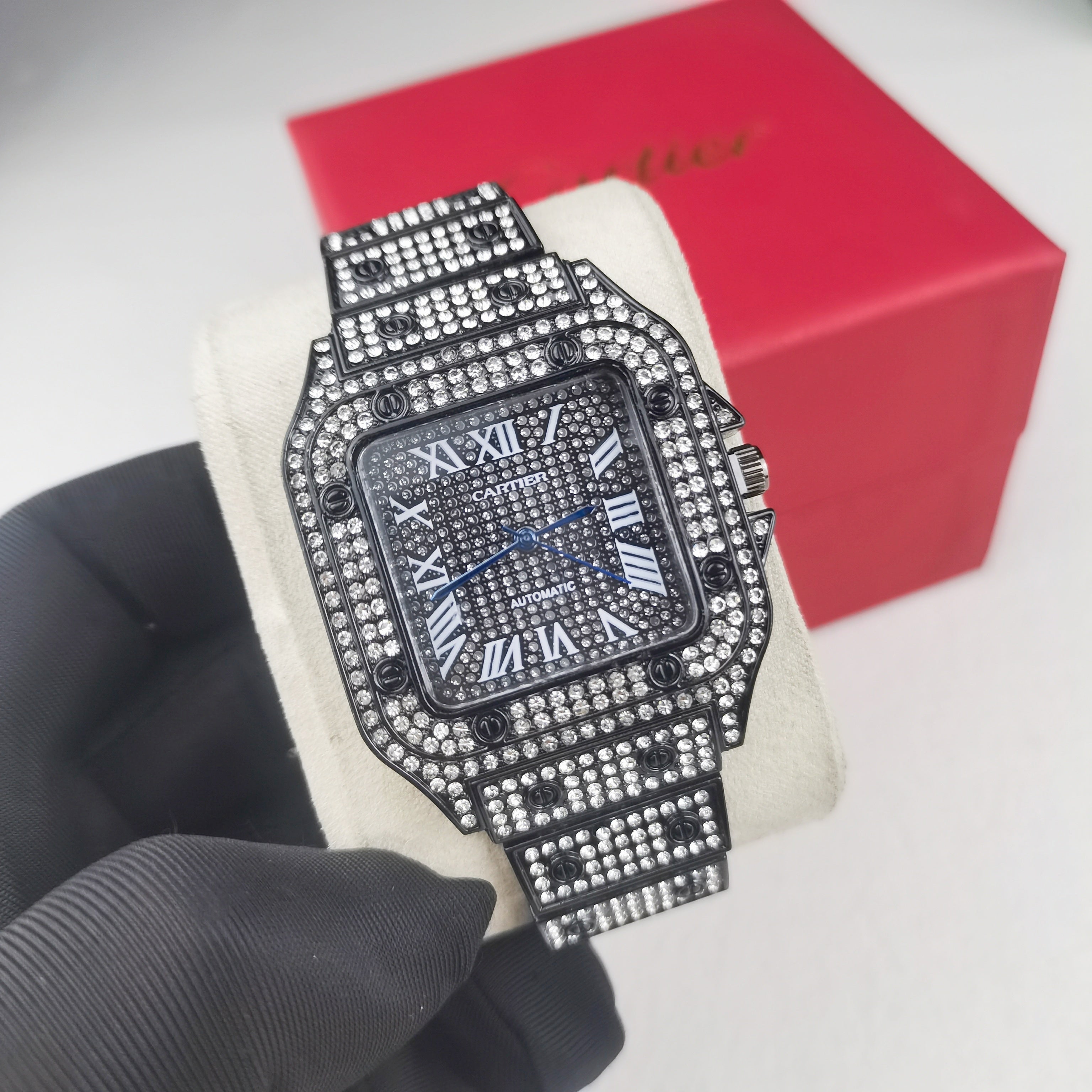 Montre inspirée de la légendaire Cartier Santos