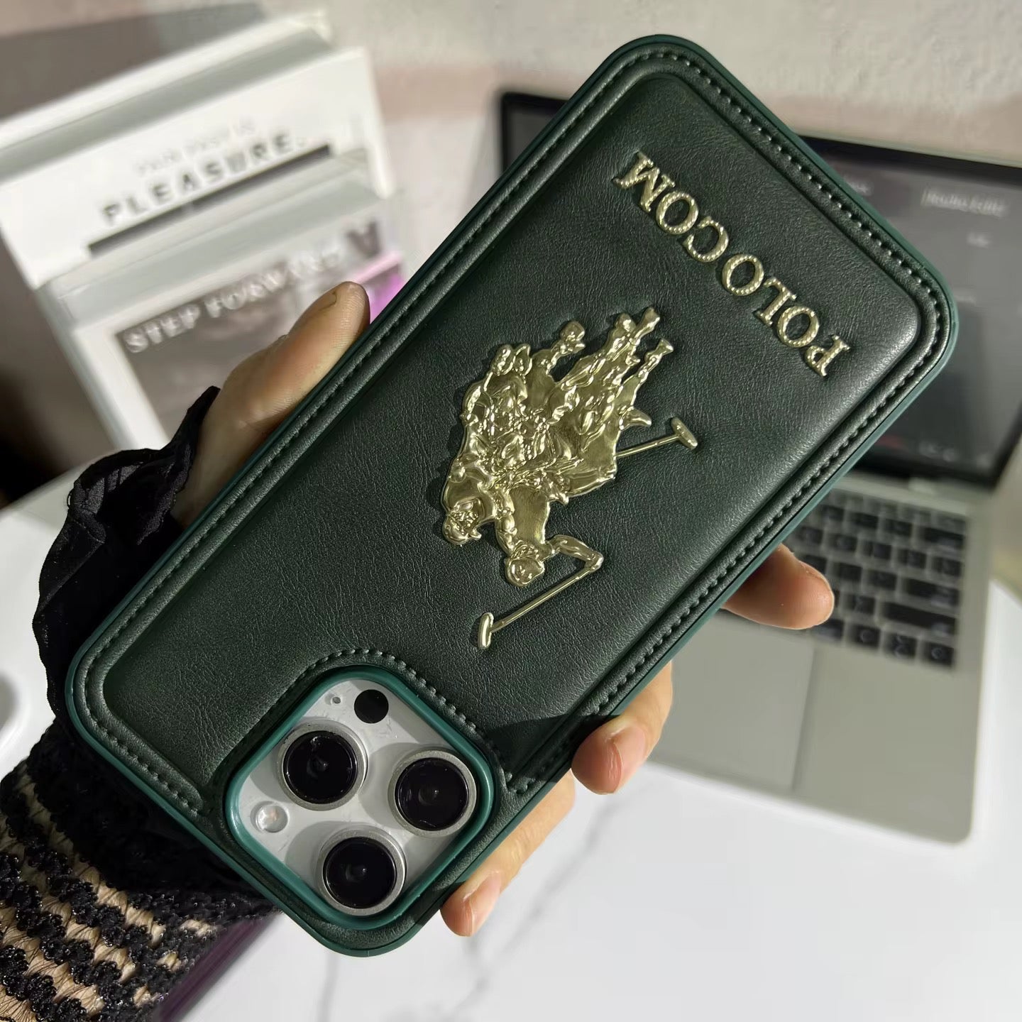Coque iPhone Luxe "Polo Com" en Cuir Premium – Étui de Protection Chic et Antichoc pour iPhone 11 à 16 Pro Max - HGL - CHINA