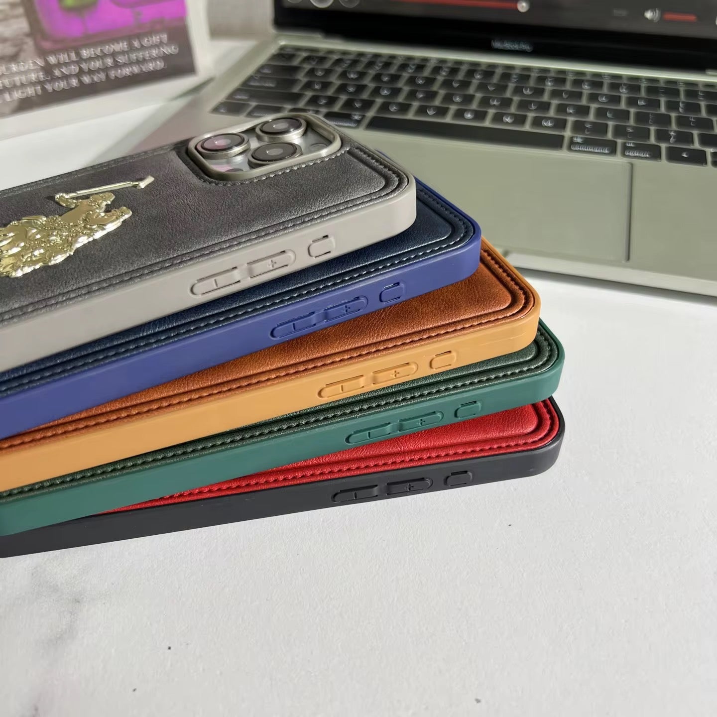 Coque iPhone Luxe "Polo Com" en Cuir Premium – Étui de Protection Chic et Antichoc pour iPhone 11 à 16 Pro Max - HGL - CHINA