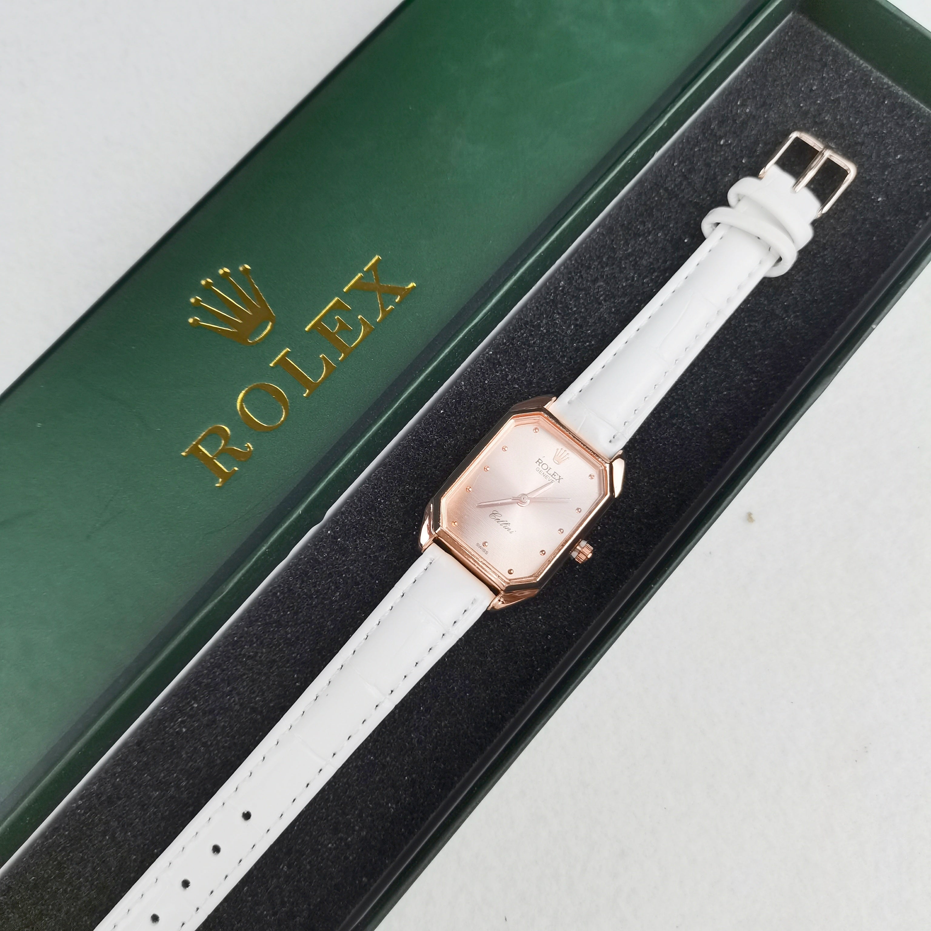 Montre inspirée par la légendaire collection Cellini de Rolex