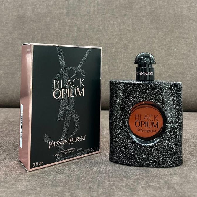 Parfum inspiré de la légendaire collection Black Opium d'Yves Saint Laurent