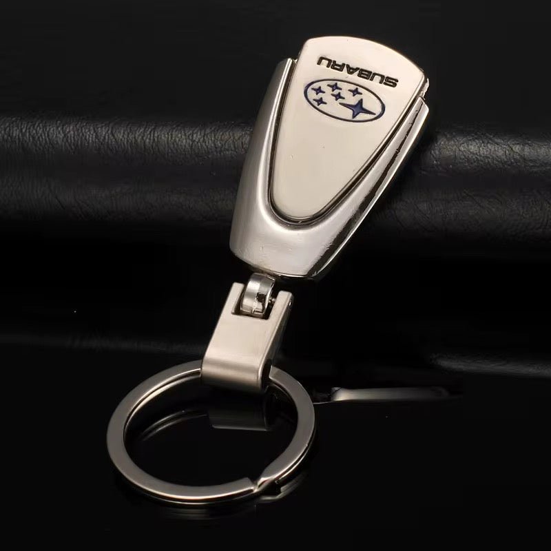 Porte - clés de Voiture en Métal Haut de Gamme – Forme Trapèze avec Logo Personnalisable (Audi, BMW, Toyota, Hyundai) & Finition Chrome - HGL - CHINA