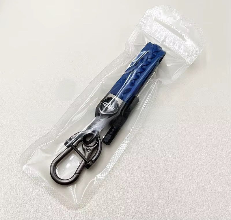 Porte - clés en Cuir Tressé Main de Luxe – Mousqueton en Titane Haute Résistance, Compatible Audi, BMW, VW & Logos Personnalisables - HGL - CHINA
