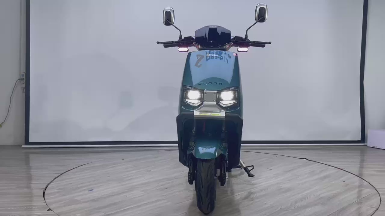 Scooter Électrique Urbain Confort – Batterie 60V 20Ah, Autonomie 55km & Design Robuste pour Trajets Quotidiens