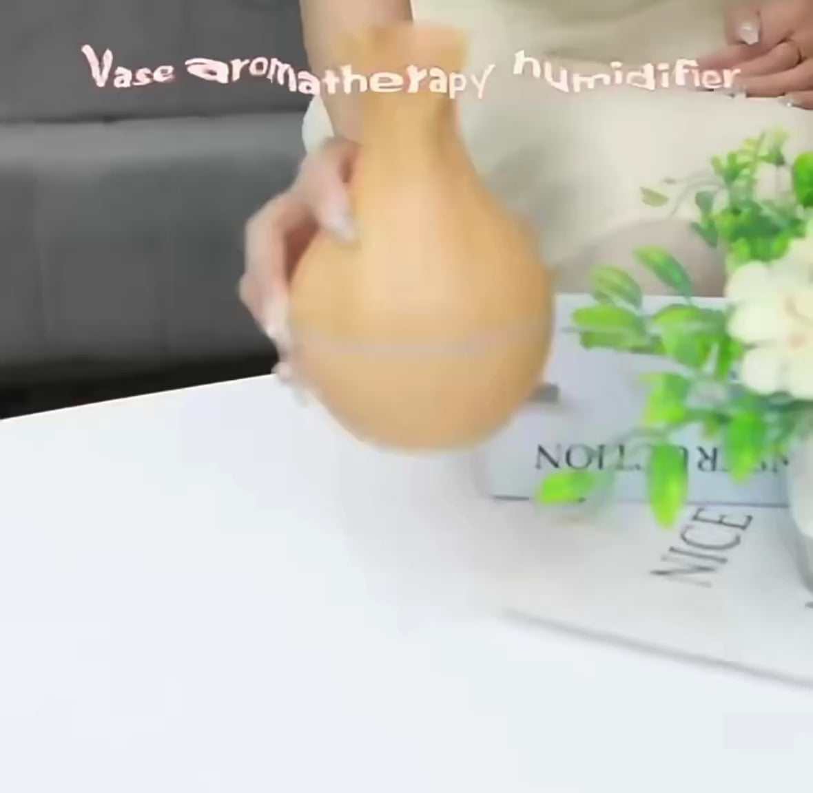 Mini Diffuseur d'Arômes Électrique – Style Scandinave et Silencieux