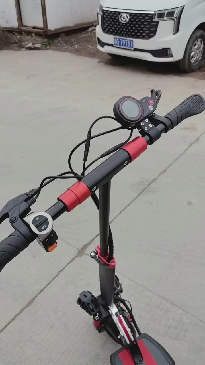 Scooter Électrique Tout-Terrain 800W – Vitesse 50 km/h et Longue Autonomie