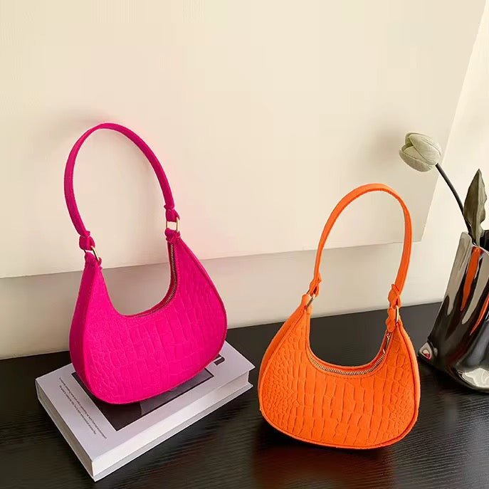 Sac Hobo "Stone Pattern" – Texture Croco avec Chaîne Dorée Élégante - HGL - CHINA