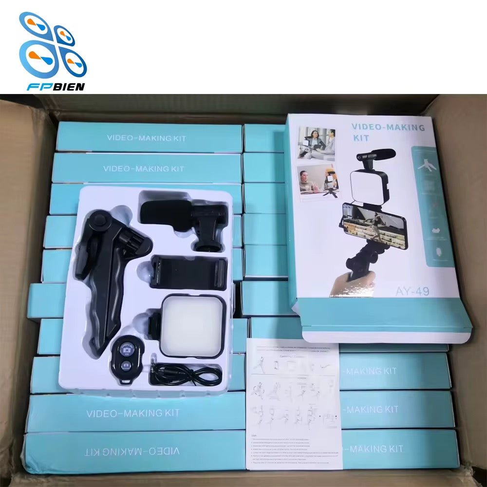 Studio Mobile 4 - en - 1 : Trépied, Micro, Lumière LED et Télécommande - HGL - CHINA