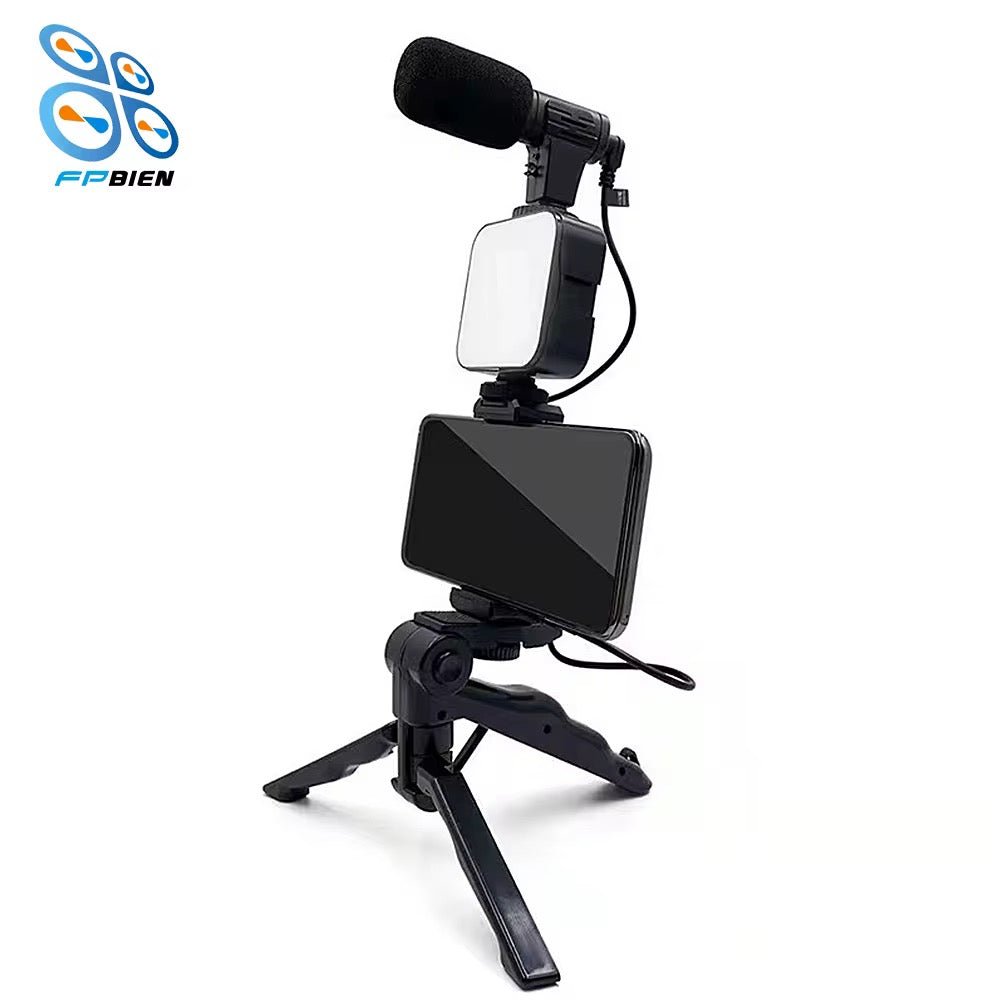 Studio Mobile 4 - en - 1 : Trépied, Micro, Lumière LED et Télécommande - HGL - CHINA